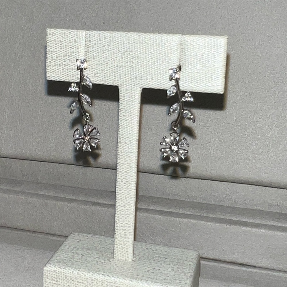 Elegant Silver Floral Drop Earrings